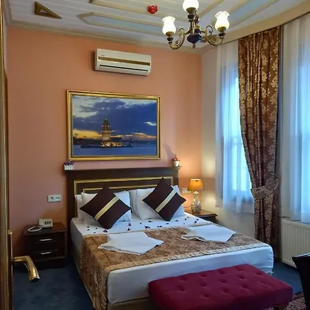 Oda ve Kahvaltı Emirhan Hotel, Sultanahmet 4*